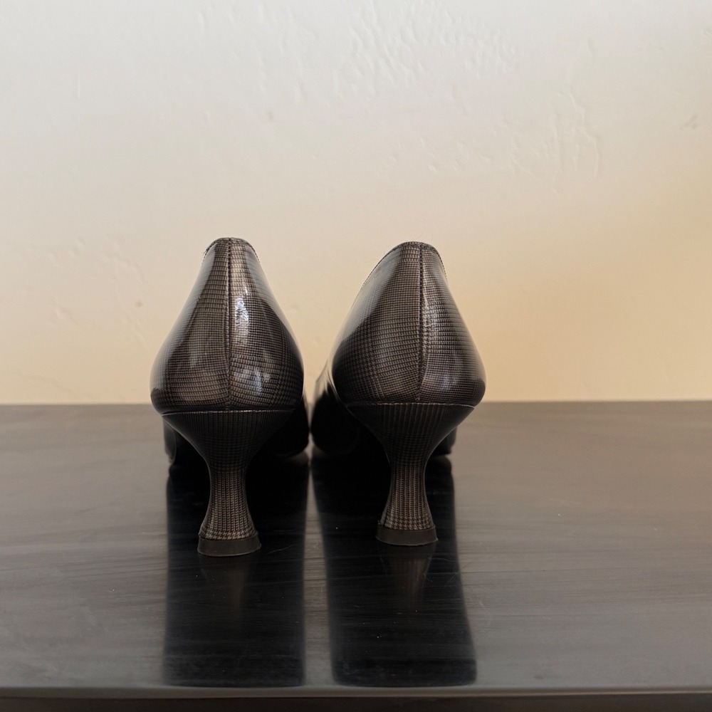 Stuart Weitzman Vintage Grey Plaid Pumps 2.5" Kitten Heel Square Toe  Size 7 - Picture 11 of 11